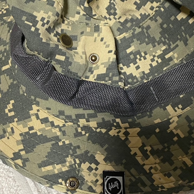 bluth skateboards Boonie hat -The trickless wonder-
